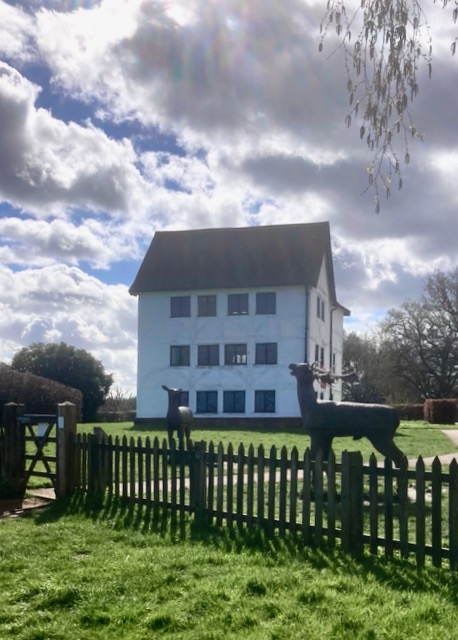Amblers - Epping Forest - Q Elizabeths hunting lodge